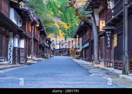 Tsumago Inn in autunno Foto Stock