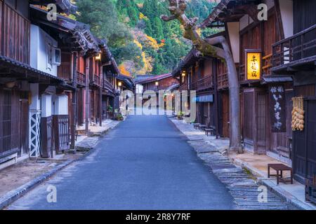Tsumago Inn in autunno Foto Stock
