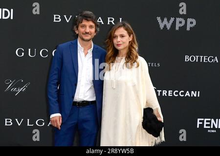 Cena di beneficenza Valeria Bilello mit Partner Tommaso Labate beim Anlaid in den Diokletiansthermen. ROM, 22.06.2023 Foto Stock