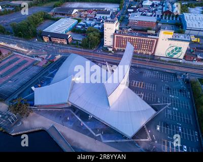 Veduta aerea del Museo imperiale della Guerra Nord, Salford Quays, Manchester, Inghilterra Foto Stock