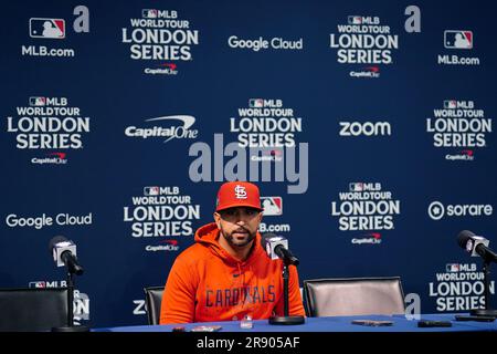 St Il manager dei Louis Cardinals, Oliver Marmol, parla in una conferenza stampa durante una giornata di allenamento prima della partita della MLB London Series al London Stadium di Londra. Data foto: Venerdì 23 giugno 2023. Foto Stock