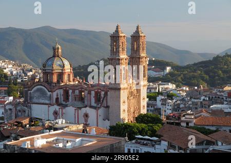 Chiesa Iglesia de Santa Prisca, Taxco, antica città d'argento protetta da monumenti, Messico Foto Stock