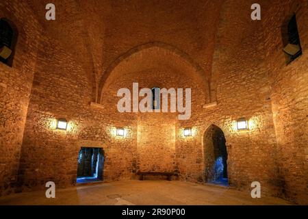 Sala di guardia del Tour César ("Torre Cesare") a Provins, una città medievale fortificata nel dipartimento francese della Senna e Marna nella regione della capitale Foto Stock