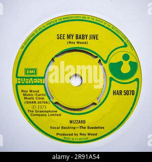 Etichetta centrale della versione single da sette pollici di SEE My Baby Jive di Wizzard, pubblicata nel 1973 Foto Stock