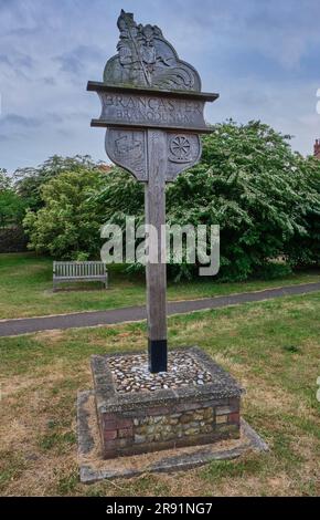 Insegna Brancaster Village, Brancaster, Norfolk Foto Stock