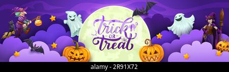 Striscione in carta di Halloween con personaggi di streghe, fantasmi e zucca. Biglietto d'auguri vettoriale con strega, gatto nero, pipistrelli e spettri intorno alla luna piena con effetto 3d nuvole tagliate di carta nel cielo notturno Illustrazione Vettoriale