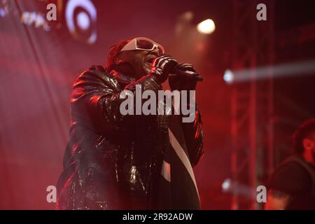 Pilton, Somerset, Regno Unito. 22 giugno 2023. Skindred si esibisce al Truth Stage, Glastonbury Festival 2023 Credit: Scott Gouldsbrough/Alamy Live News Foto Stock