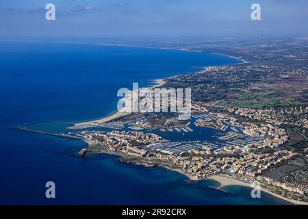 FRANCIA. HERAULT (34) LE CAP D'AGDE, VISTA AEREA Foto Stock