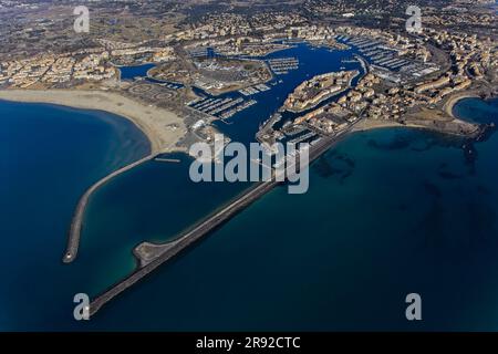 FRANCIA. HERAULT (34) LE CAP D'AGDE, VISTA AEREA Foto Stock