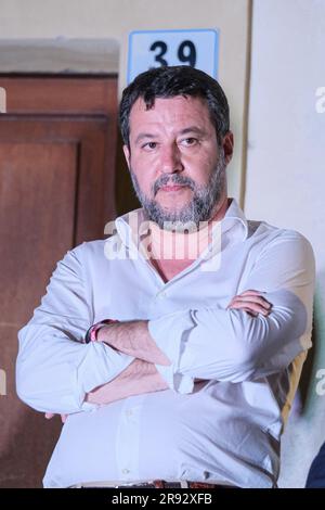 Termoli, Italia. 23 giugno 2023. Il Ministro delle infrastrutture e dei trasporti Matteo Salvini ha visto durante la corsa finale a Termoli sostenere Francesco Roberti candidato alla carica di Presidente della regione Molise. Credito: SOPA Images Limited/Alamy Live News Foto Stock