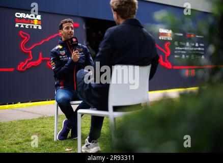 Daniel Ricciardo (AUS) pilota riserva del team Red Bull nel paddock del Gran Premio di Formula uno australiano all'Albert Park Street Circuit su AP Foto Stock