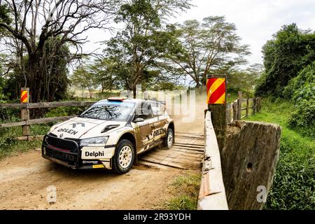 Naivasha, Kenya. 24 giugno 2023. 21 Kajetan KAJETANOWICZ (POL), Maciej SZCHZEPANIAK (POL), SKODA FABIA RS, RC2, Rally2, Azione durante il Safari Rally Kenya 2023, 7° round del WRC World Rally Car Championship 2023, dal 22 al 25 giugno 2023 a Naivasha, Nakuru County, Kenya - foto Nikos Katikis/DPPI Credit: DPPI Media/Alamy Live News Foto Stock