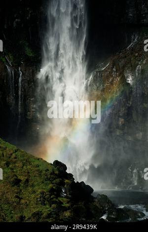 Rainbow over Kegon Falls Foto Stock