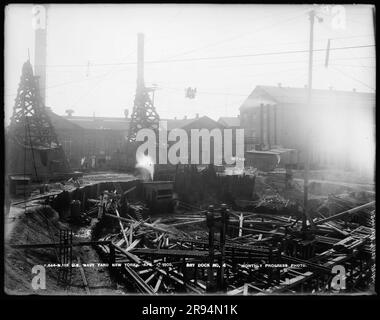 Dry Dock numero 4, foto di avanzamento mensile. Vetri negativi della costruzione e riparazione di edifici, strutture e navi presso il New York Navy Yard. Foto Stock