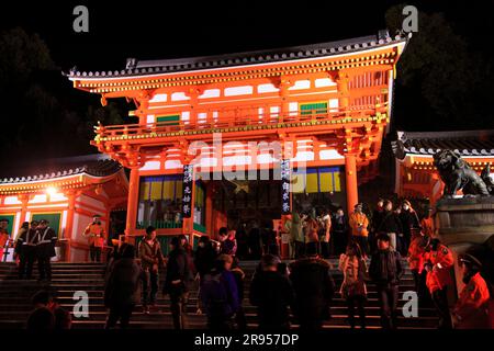 Santuario Yasaka di Capodanno Foto Stock