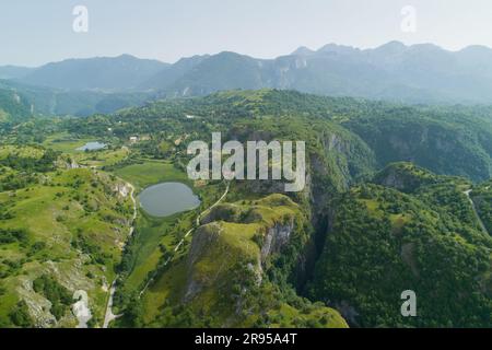 Vista aerea del stretto canyon Nevidio Foto Stock