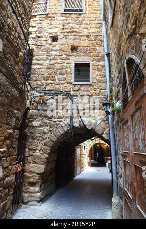 I vicoli stretti della vecchia Sidon, Libano Foto Stock