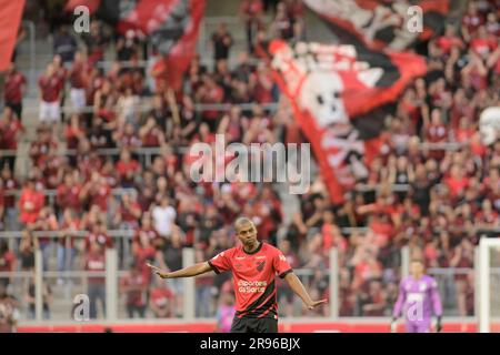 Curitiba, Brasile. 24 giugno 2023. Fernandinho durante Athletico e Corinthians. Partita valida per la dodicesima prova del Campionato brasiliano 2023. Stadio Joaquim Américo Guimarães a Curitiba, Paraná. Crediti: Reinaldo Reginato/FotoArena/Alamy Live News Foto Stock