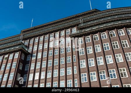 La facciata del famoso Chilehaus di Amburgo, Germania Foto Stock