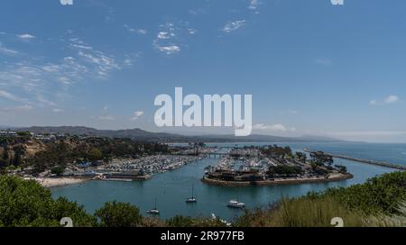 vista panoramica sulla costa di Dana Point in una splendida giornata estiva, Orange County, California meridionale Foto Stock