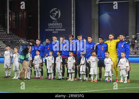 Bucarest, Romania. 24 giugno 2023. I giocatori spagnoli si schierano per gli inni nazionali durante la partita del gruppo B del Campionato europeo UEFA Under-21 tra Spagna e Croazia allo Stadio giulesti di Bucarest, Romania, il 24 giugno 2023. Foto: Eduard Vinatoru/PIXSELL credito: Pixsell/Alamy Live News Foto Stock