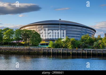 L'arena coperta OVO Hydro al River Clyde, situata all'interno dello Scottish Event Campus nella città di Glasgow, Scozia. Foto Stock