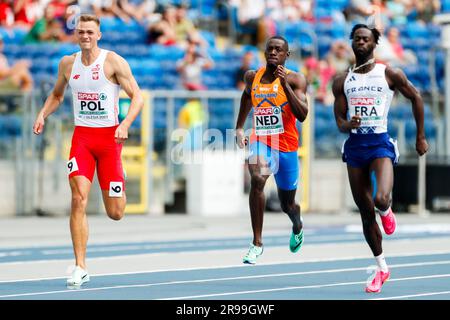 Slesia, Polonia. 25 giugno 2023. SLESIA, POLONIA - GIUGNO 25: Taymir Burnet dei Paesi Bassi gareggia sui 200 m al 5° giorno dei Giochi europei allo stadio di Slesia il 25 giugno 2023 in Slesia, Polonia. (Foto di Nikola Krstic/BSR Agency) credito: BSR Agency/Alamy Live News Foto Stock
