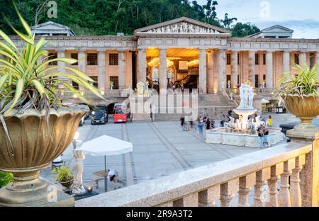 Cebu City, Cebu, Filippine-January18 2023: Costruito nel 2012, da un milionario cebuano per ospitare la sua defunta moglie, Leah's, vasta collezione di oggetti d'arte Foto Stock