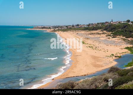 Spiaggia vicino a Selinunte in Sicilia, Italia Foto Stock