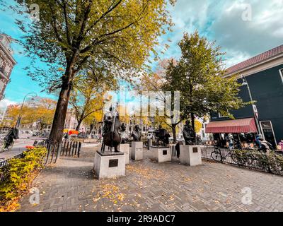 Amsterdam, Paesi Bassi - 14 ottobre 2021: Statue commemorative di musicisti nel quartiere Jordaan di Amsterdam, Paesi Bassi. Foto Stock