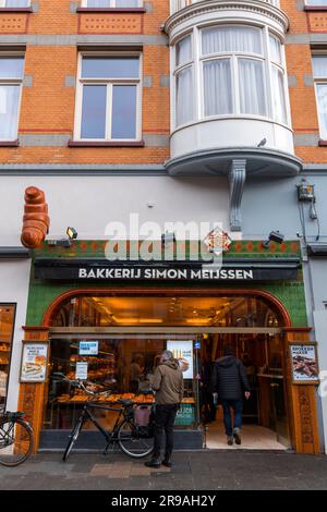 Amsterdam, NL - 12 ottobre 2021: Negozio di fronte alla panetteria Simon Meijssen ad Amsterdam, Paesi Bassi. Foto Stock