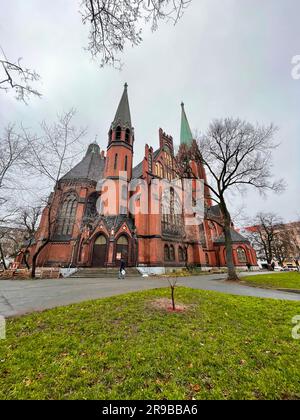 Berlino, Germania - 15 DEC 2021: Esterno della Lutherkirche, Chiesa luterana americana a Berlino, Germania. Foto Stock