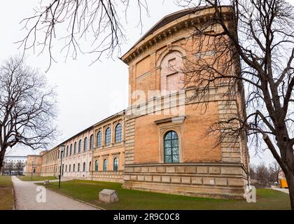 L'alte Pinakothek, Old Pinakothek è un museo d'arte situato nella zona Kunstareal di Monaco, Baviera, Germania. Foto Stock