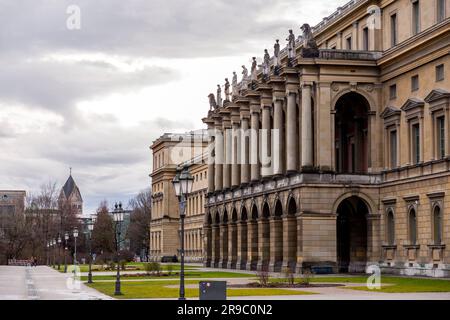 Monaco di Baviera, Germania - 25 dicembre 2021: La Residenz nel centro di Monaco è l'ex palazzo reale dei monarchi Wittelsbach di Baviera. Il più grande amico della città Foto Stock