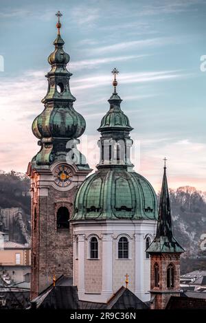 L'abbazia di San Pietro, o arciabbazia di San Pietro, è un monastero benedettino ed ex cattedrale nella città austriaca di Salisburgo. Foto Stock