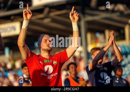 Drammen, Norvegia, 25 giugno 2023. Il portiere di Strømsgodset, Viljar Myhra, festeggia dopo la partita tra Strømsgodset e Bodø/Glimt allo stadio Marienlyst di Drammen. Crediti: Frode Arnesen/Alamy Live News Foto Stock