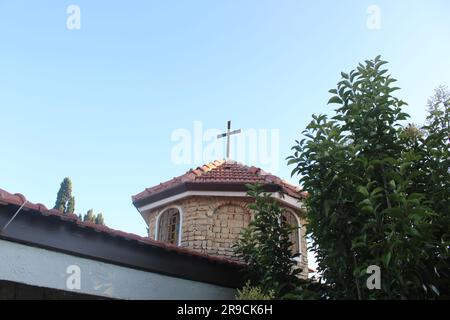 Hatay, Turchia - 24 giugno 2023: Chiesa armena del villaggio di Vakifli nella provincia di Hatay in Turchia. Foto Stock