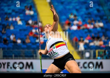 Chorchow, Polonia. 25 giugno 2023. Pauline Smal fotografata in azione durante l'evento di lancio del giavellotto, ai Campionati europei di atletica a squadre, a Chorchow, Slesia, Polonia, domenica 25 giugno 2023. Il Team Belgium partecipa alla prima divisione dal 23 al 25 giugno. BELGA PHOTO THOMAS WINDESTAM Credit: Belga News Agency/Alamy Live News Foto Stock