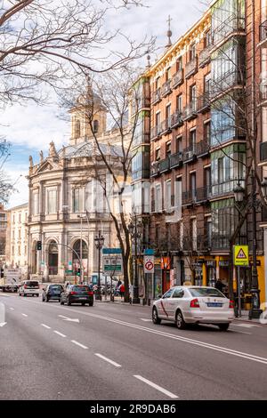 Madrid, Spagna - 16 febbraio 2022: La Basilica reale di San Francesco il grande, Real Basilica de San Francisco el grande è una chiesa cattolica romana situata nel centro di Madrid Foto Stock