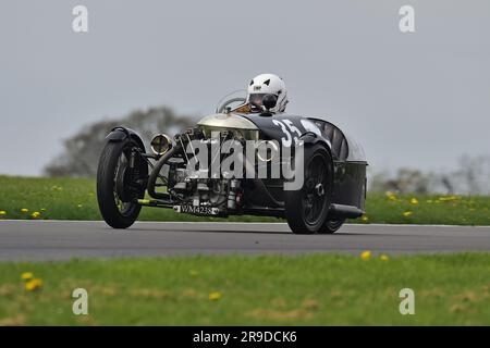 Sue Darbyshire, Duncan Wood, Morgan Super Aero, The 'Mad Jack' for Pre-War Sports Cars, una corsa di quarantacinque minuti per iconiche auto pre-belliche, molte delle quali Foto Stock