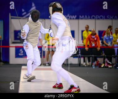 Cracovia, Polonia. 26 giugno 2023. Teun Jans-Kohneke dei Paesi Bassi gareggia su Fencing - Men's Foil Individual al giorno 6 dei Giochi europei il 26 giugno 2023 a Cracovia, in Polonia. (Foto di Pablo Morano/Agenzia BSR) credito: Agenzia BSR/Alamy Live News Foto Stock