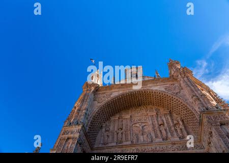 Il Convento de las Duenas è un convento domenicano a Salamanca. Costruito nel XV e XVI secolo. Foto Stock