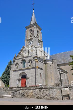 Il pittoresco villaggio di Quarre les Tombes nel distretto di Morvan, Yonne FR Foto Stock