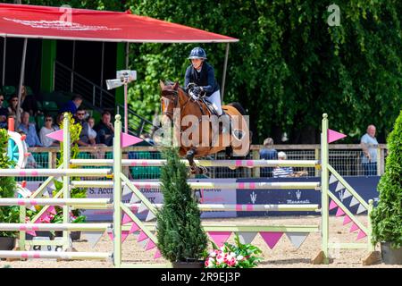 Spettacolo di salto al Royal Highland Show, Scozia Foto Stock
