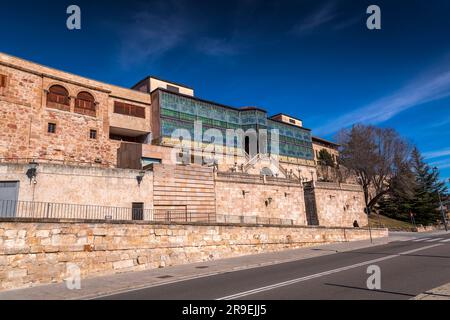 Facciata esterna del Museo Art Nouveau la Casa Lis a Salamanca, Spagna. Foto Stock