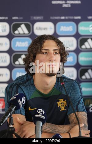 Tbilisi, Georgia. 26 giugno 2023. Fabio Silva nella foto durante una conferenza stampa della nazionale portoghese ai Campionati europei UEFA Under21, a Tbilisi, Georgia, lunedì 26 giugno 2023. I campionati europei UEFA Under21 si svolgono dal 21 giugno all'8 luglio in Georgia e Romania. BELGA PHOTO BRUNO FAHY Credit: Belga News Agency/Alamy Live News Foto Stock