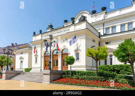 Assemblea nazionale della Repubblica di Bulgaria, Boulevard Tsar Osvobodite, Centro città, Sofia, Repubblica di Bulgaria Foto Stock