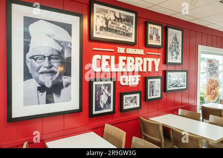 Alma Georgia, fast food Kentucky Fried Chicken, Colonel Sanders, interni interni interni, ristorante Foto Stock