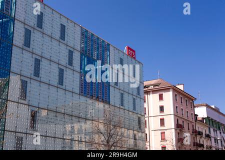 Ginevra, Svizzera - 25 marzo 2022: Esterno della RTS, edificio della Swiss radio Television a Ginevra, Svizzera. Foto Stock