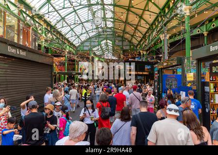 borough High Street,cibo fatto in casa,regno unito,take away,bancarelle del mercato,attrazioni di londra,london bridge,attrazione di londra,londra,londra UK,1756,borough, Foto Stock